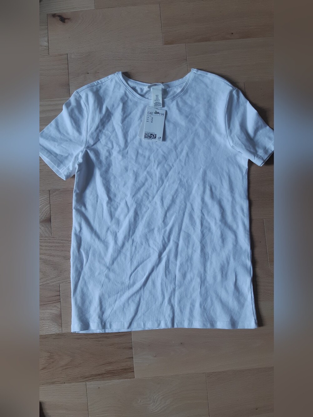 H&M Basic White Crewneck Tee - Classic Short Sleeve